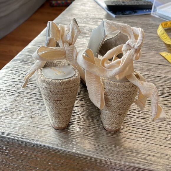 Seychelles Gray Leather Back Tie Espadrilles sz 7 NWOT - Picture 4 of 5